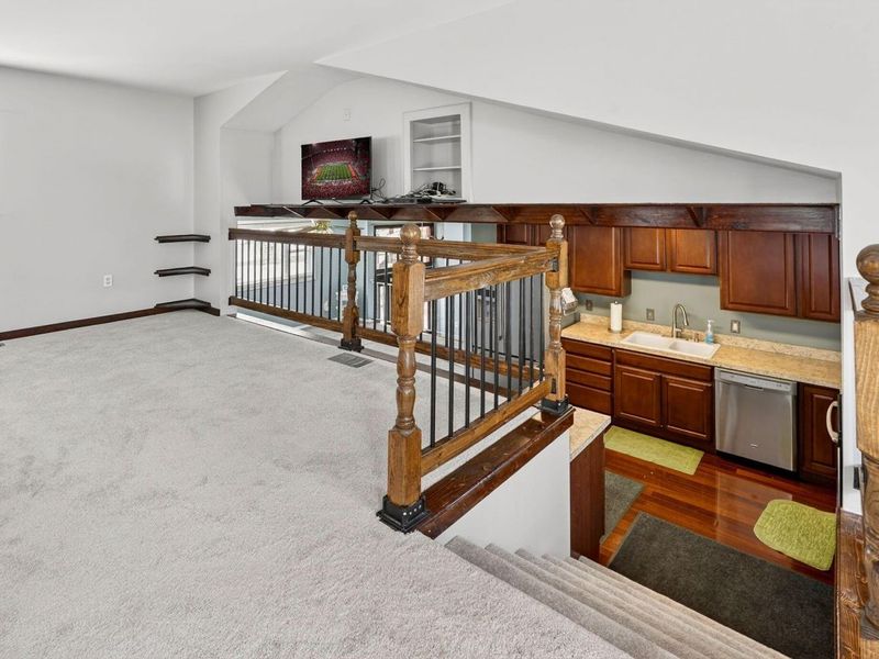 912 Maurine Drive, Columbus, OH 43228 Photo 28