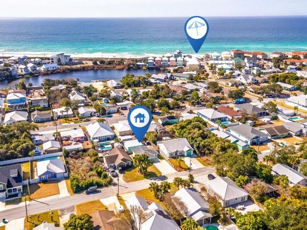 21401 Hilltop Avenue, Panama City Beach, FL 32413