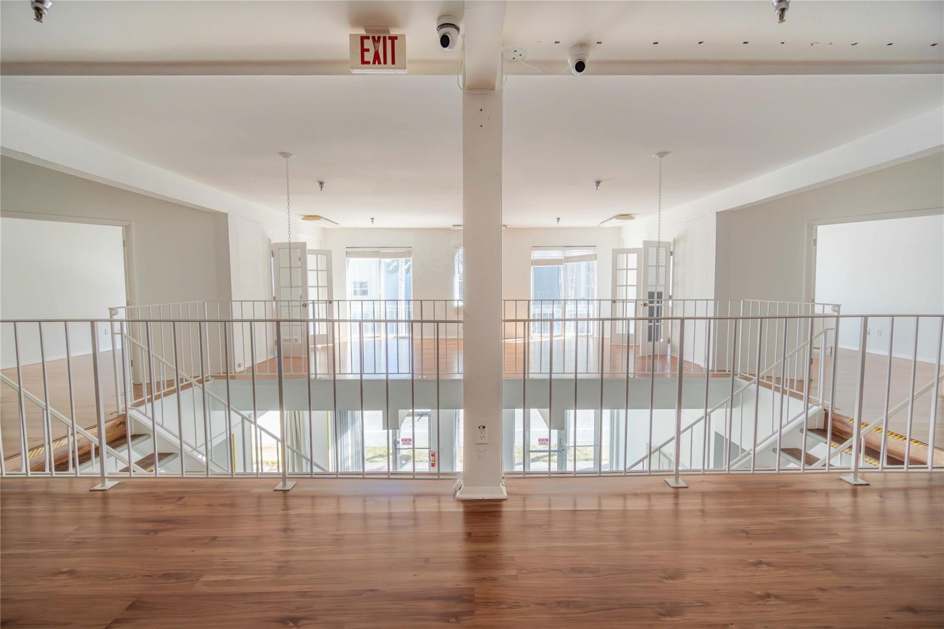 49 N Federal Hwy, Dania Beach, FL 33004 Photo