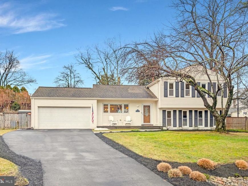 15020 Rocking Spring Drive, Rockville, MD 20853 Main Photo