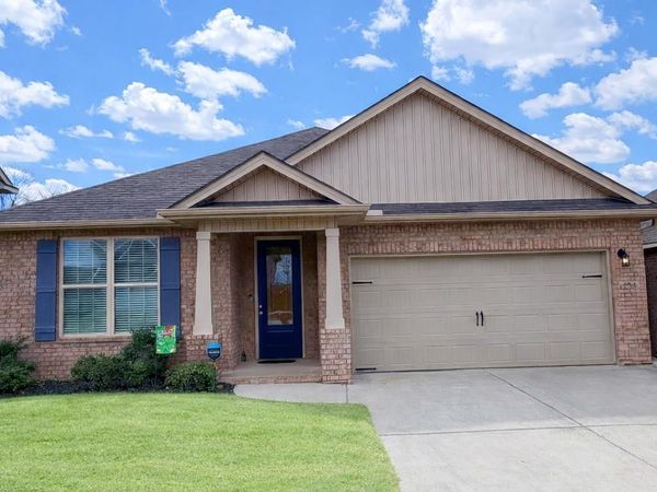 626 Magnolia Place Lane, Hartselle, AL 35640