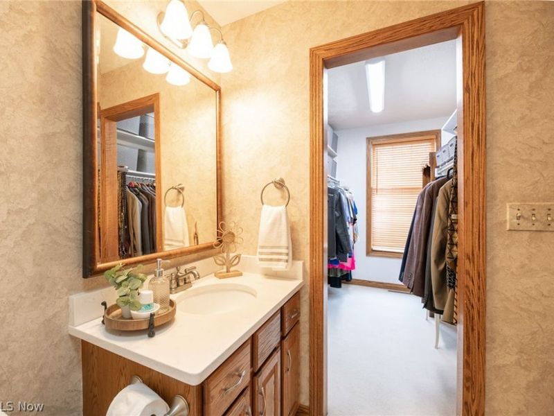 1998 E Hines Hill Road, Hudson, OH 44236 Photo 31