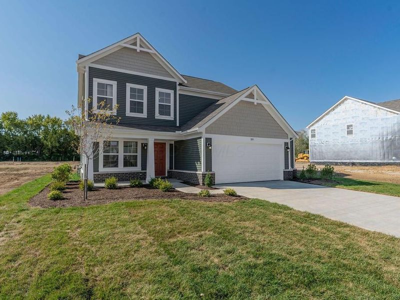 1033 Queen Bee Place, Grove City, OH 43123 Photo 1