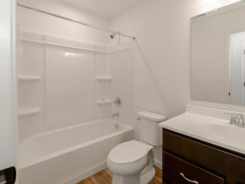 1033 Queen Bee Place, Grove City, OH 43123 Photo 16