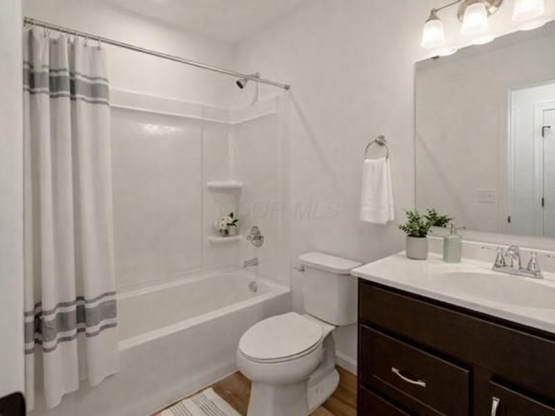 1033 Queen Bee Place, Grove City, OH 43123 Photo 29