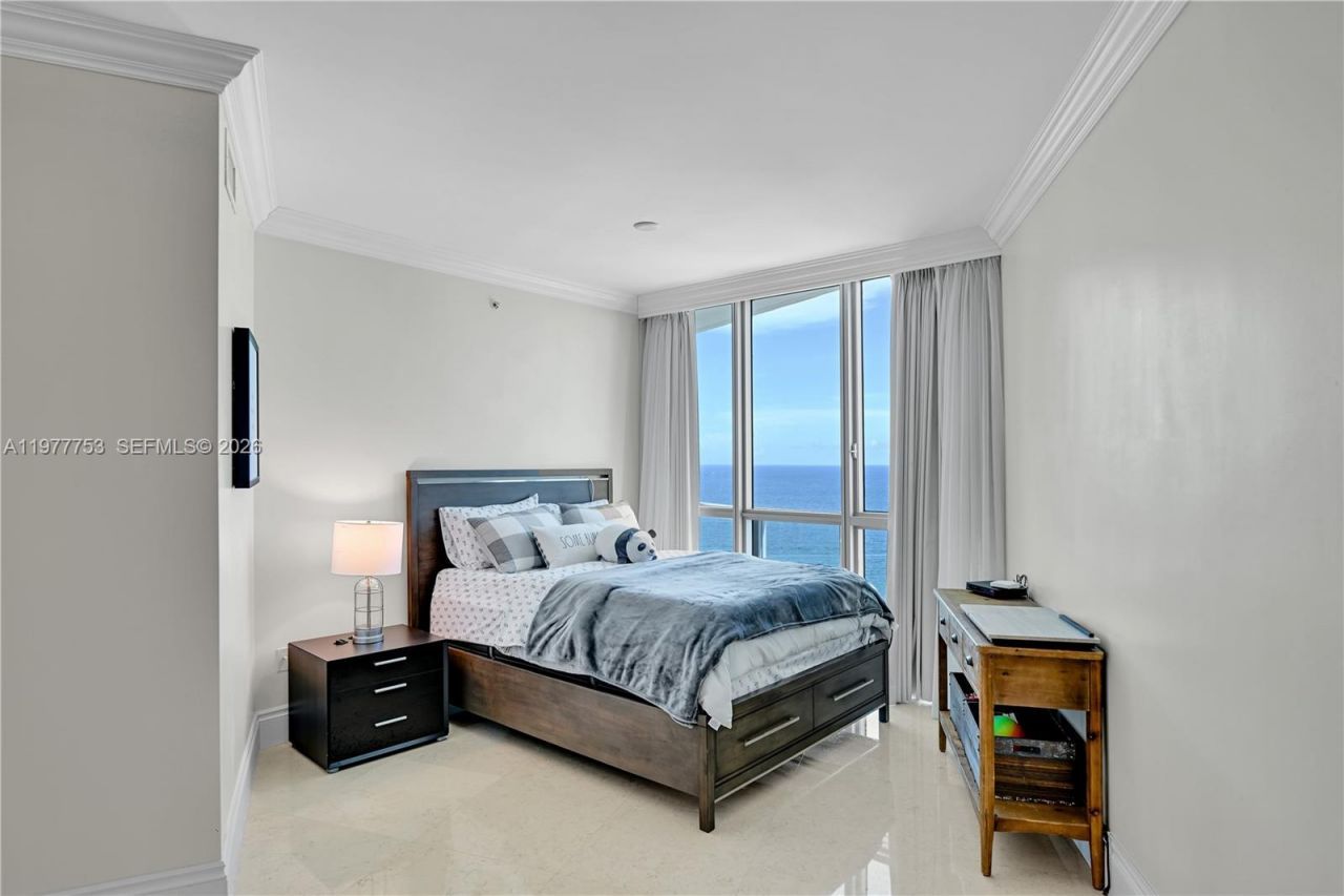 3101 S Ocean Dr , Unit 2807, Hollywood, FL 33019 Photo