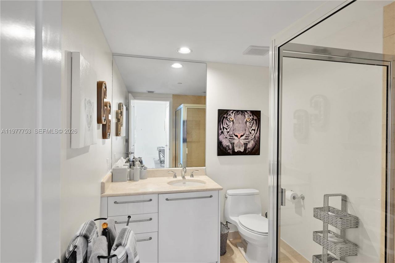 3101 S Ocean Dr , Unit 2807, Hollywood, FL 33019 Photo