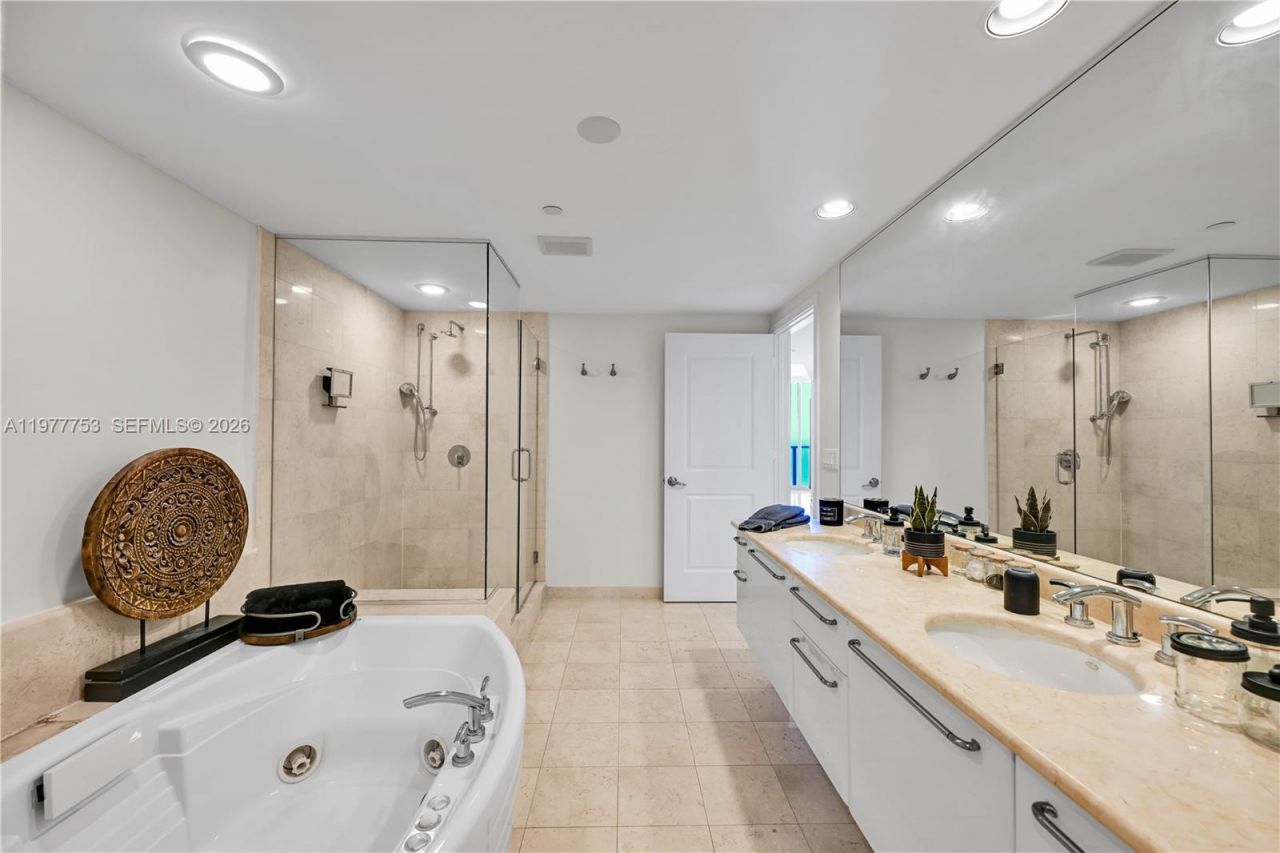 3101 S Ocean Dr , Unit 2807, Hollywood, FL 33019 Photo