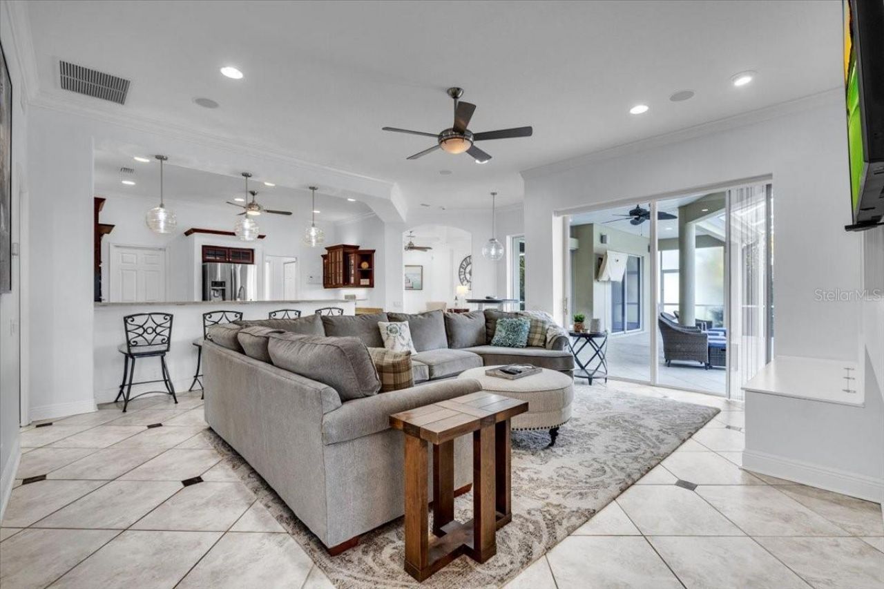 709 Country Meadows Way , Bradenton, FL 34212 Photo