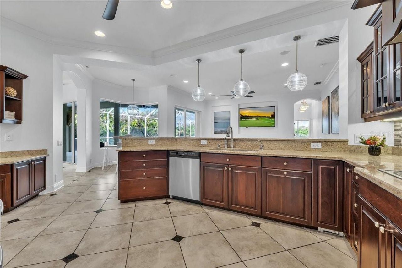 709 Country Meadows Way , Bradenton, FL 34212 Photo