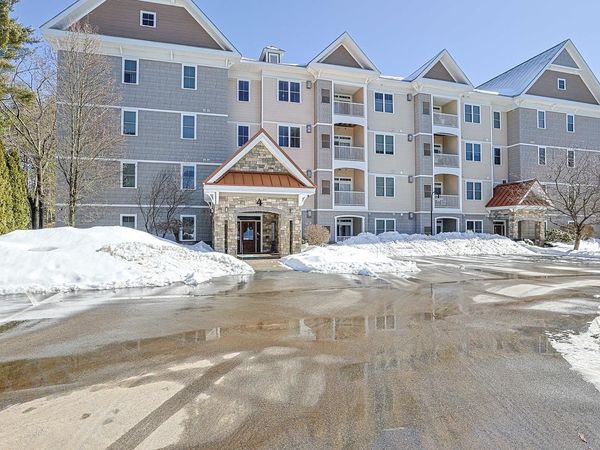 4 Henry David Drive, Unit 103, Nashua, NH 03062