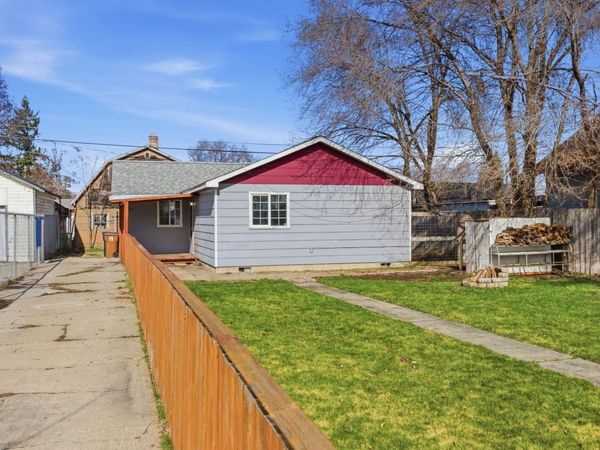 923 E WALTON Ave, Spokane, WA 99207