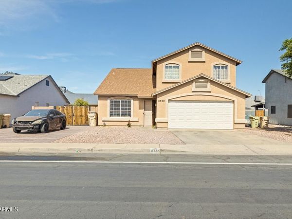 8722 W MCLELLAN Road, Glendale, AZ 85305