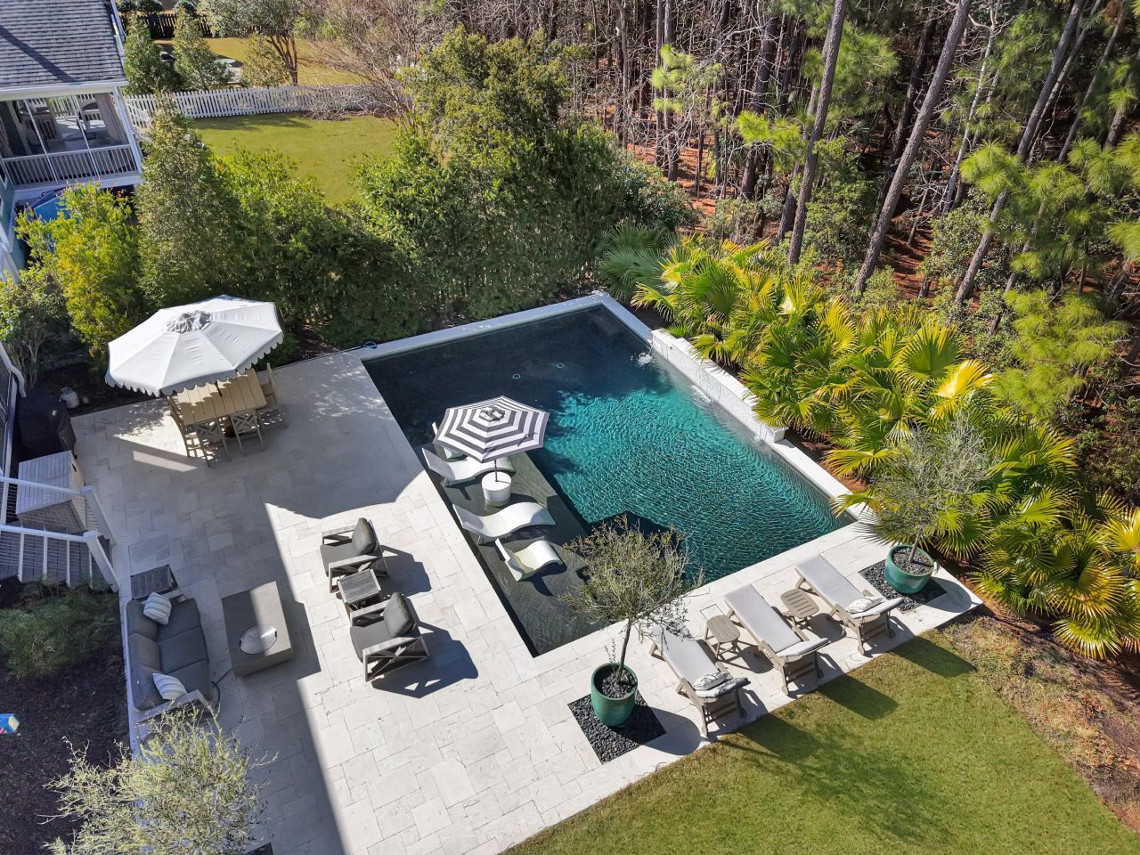 2614 River Bluff Lane Photo 4