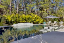 2614 River Bluff Lane photo 4