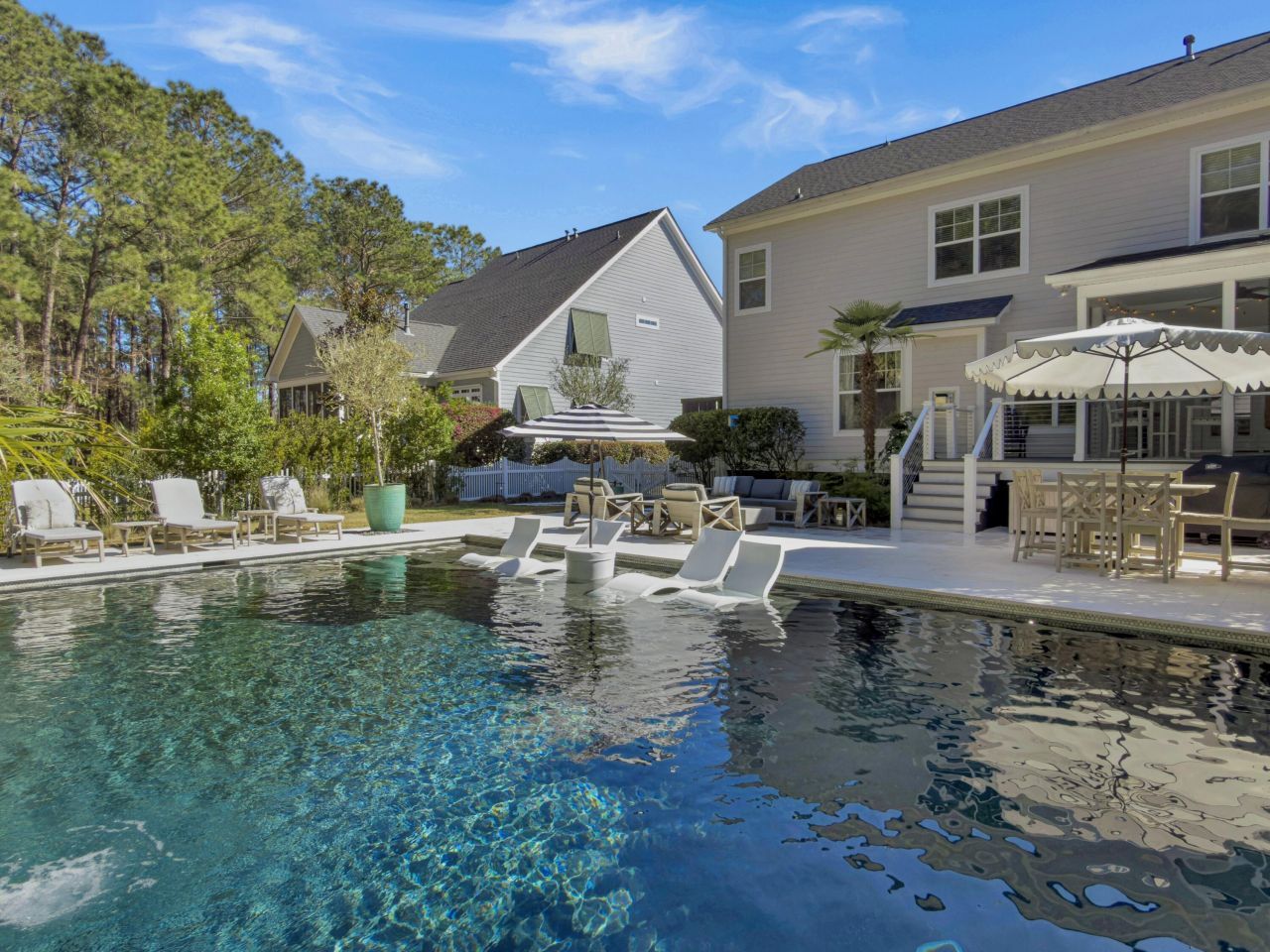 2614 River Bluff Lane Photo 6