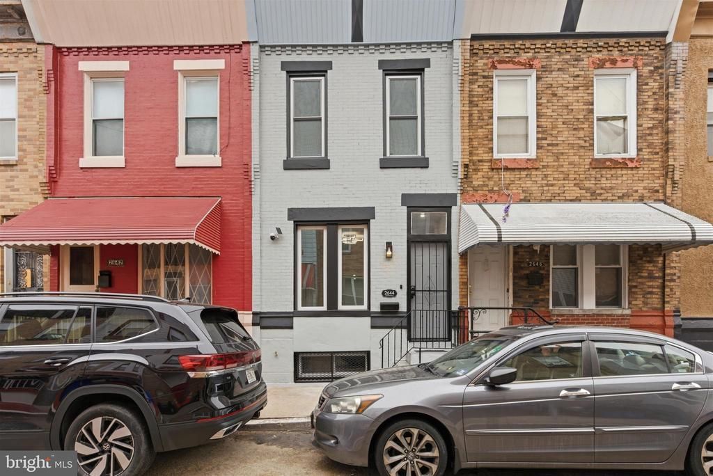 2644 N Myrtlewood Street, Philadelphia, PA 19132 Main Photo