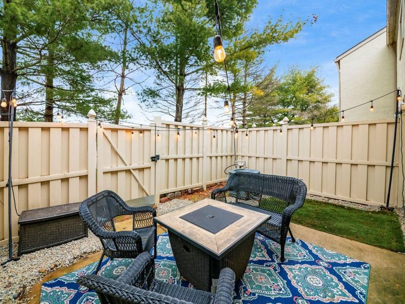 1946 Rockdale Drive, Unit 57, Columbus, OH 43229 Photo 13