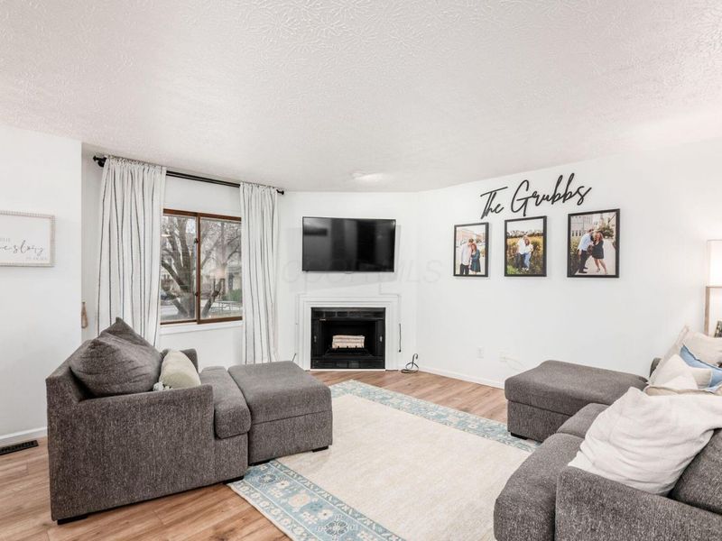 1946 Rockdale Drive, Unit 57, Columbus, OH 43229 Photo 2