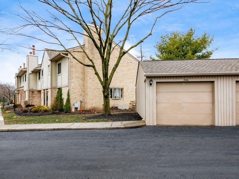 1946 Rockdale Drive, Unit 57, Columbus, OH 43229 Photo 30