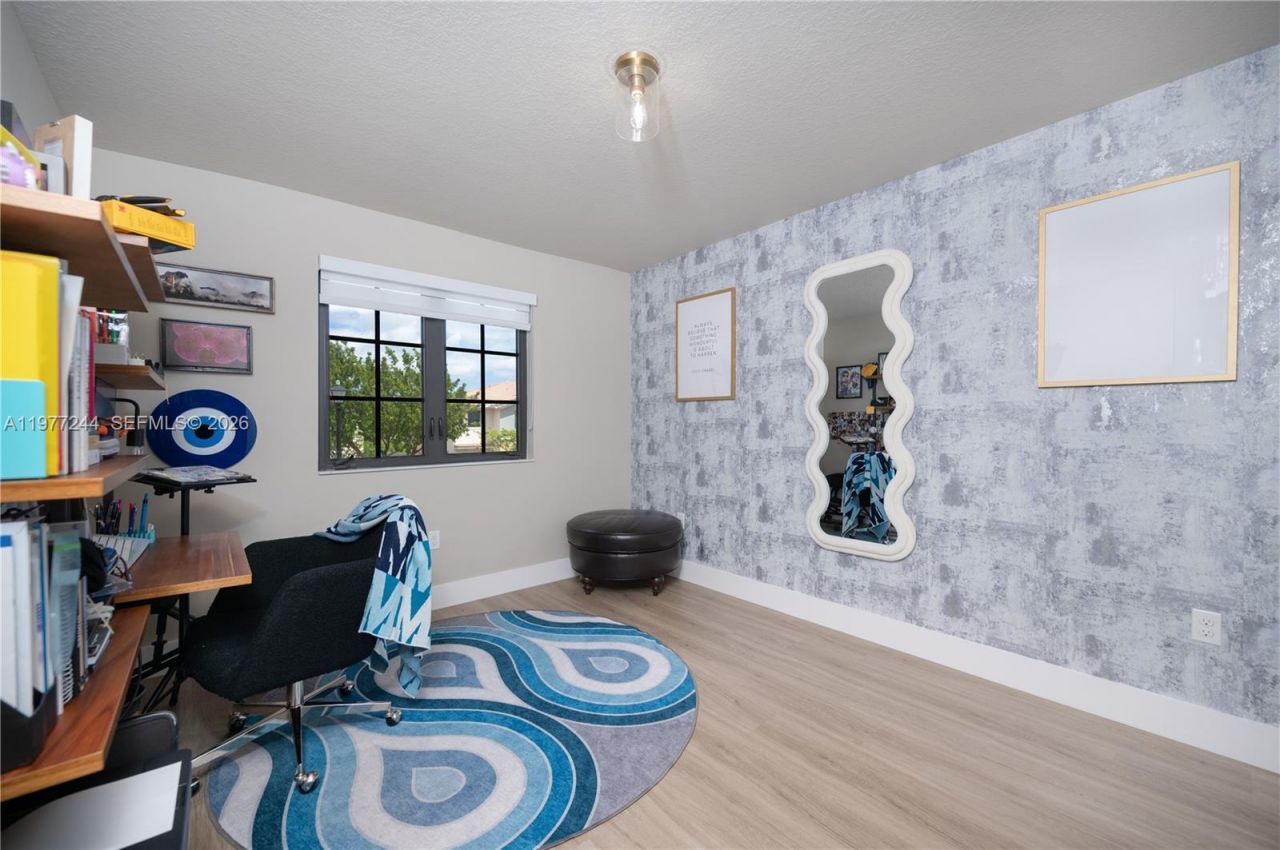 340 NE 194th Ln, Miami, FL 33179 Photo