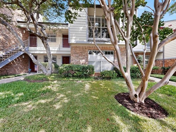 2535 Wedglea Drive, Unit 114, Dallas, TX 75211
