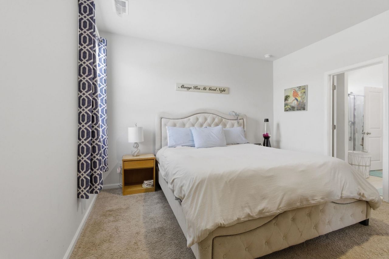 2083 Ainsley Dr. Photo 16