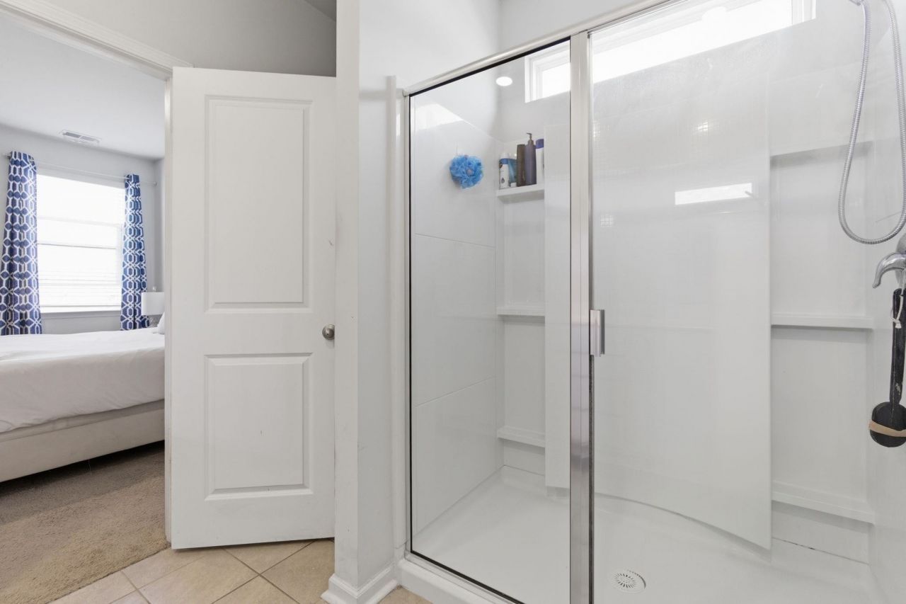 2083 Ainsley Dr. Photo 18