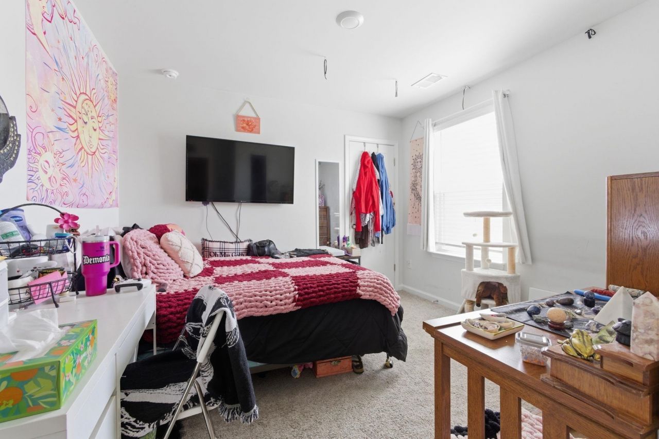 2083 Ainsley Dr. Photo 27