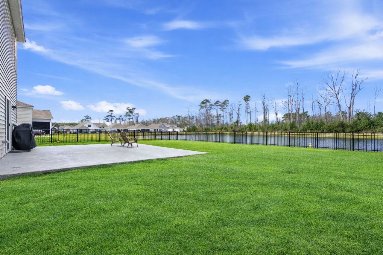 2083 Ainsley Dr. Photo 39