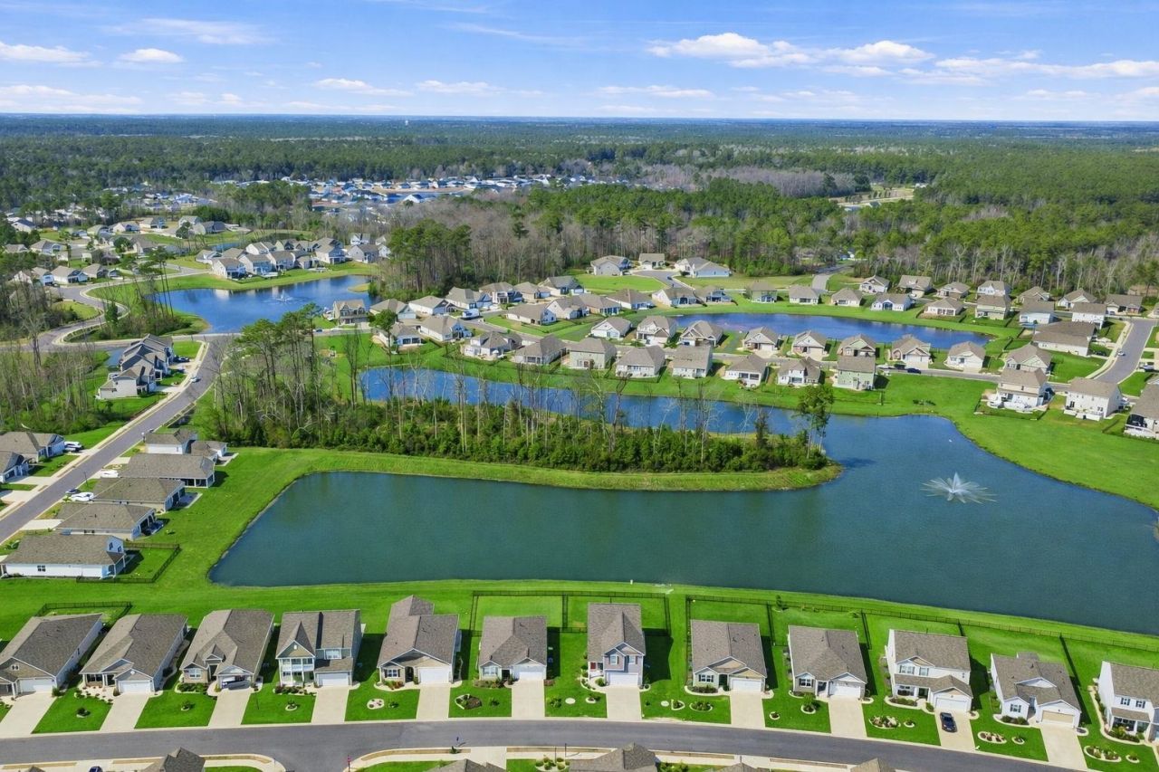 2083 Ainsley Dr. Photo 41