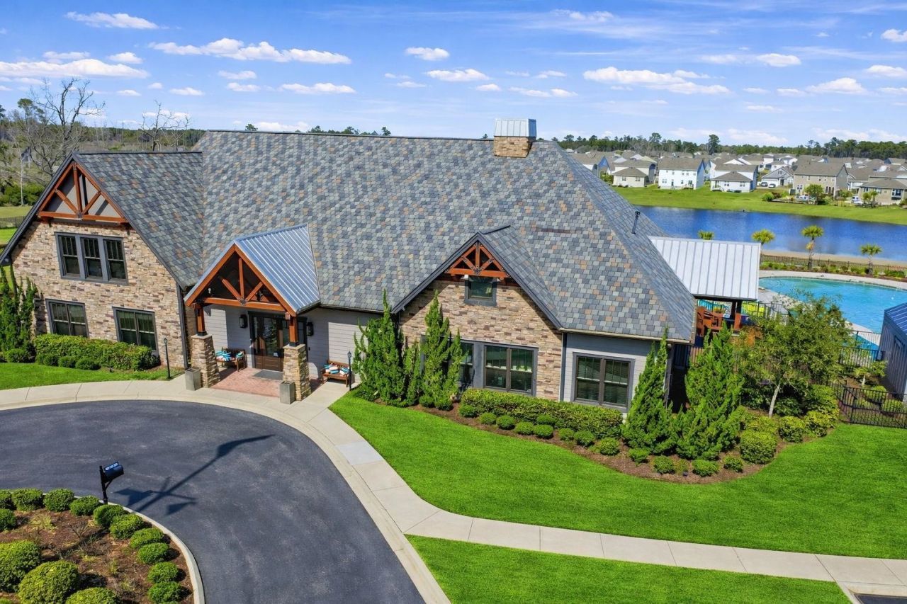 2083 Ainsley Dr. Photo 44