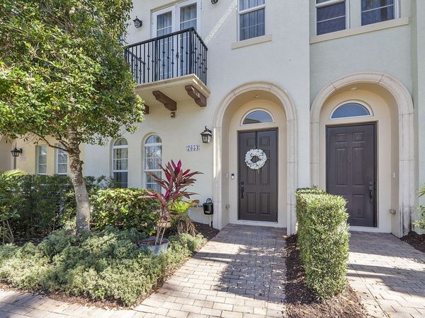 7654 Via Flores Way, Boca Raton, FL 33487