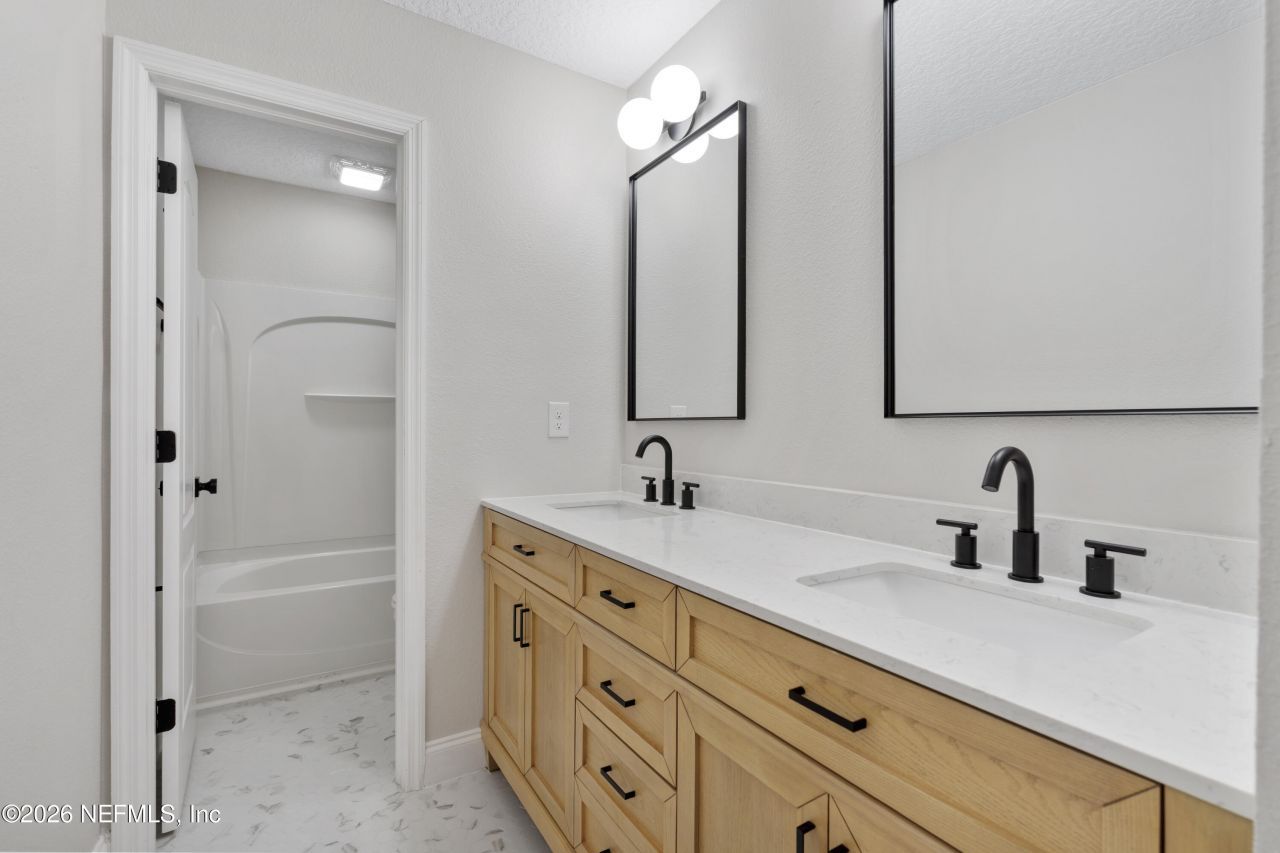 2270 Club Lake Drive, Orange Park, FL 32065 Photo