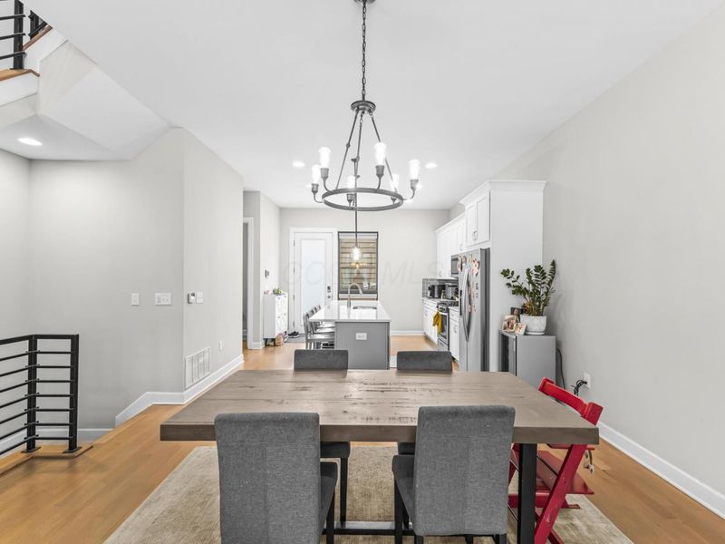 306 Neruda Avenue, Columbus, OH 43215 Photo 14