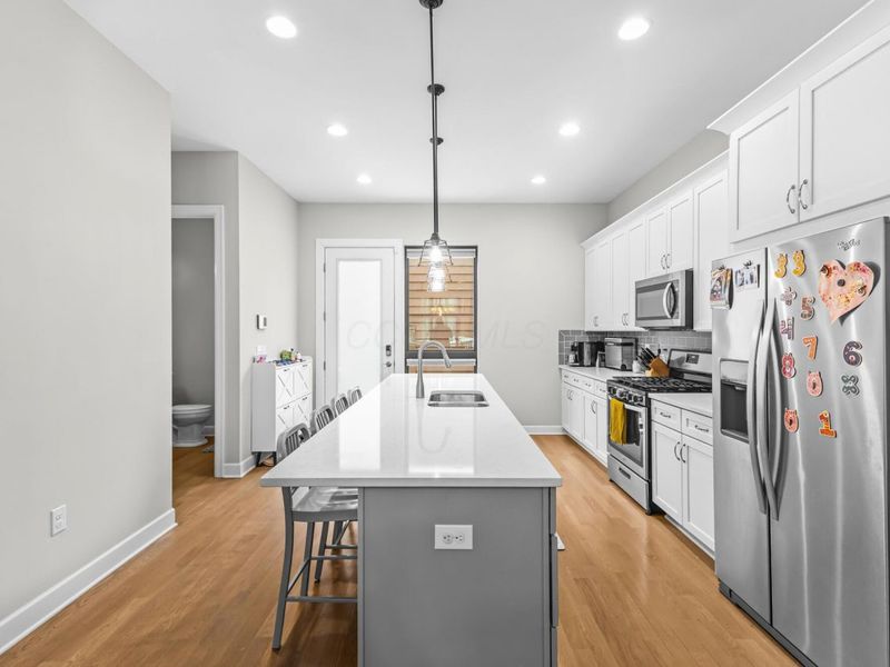 306 Neruda Avenue, Columbus, OH 43215 Photo 15