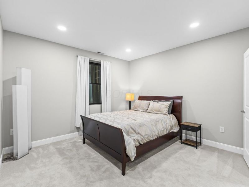 306 Neruda Avenue, Columbus, OH 43215 Photo 45