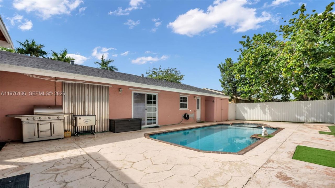 13971 SW 109th St, Miami, FL 33186 Photo