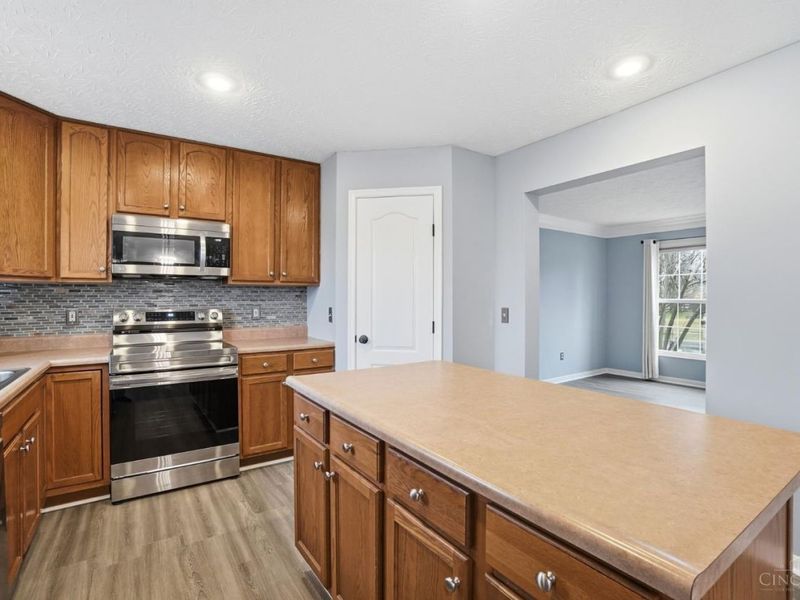 6671 Waverly Park, Hamilton Twp, OH 45152 Photo 12