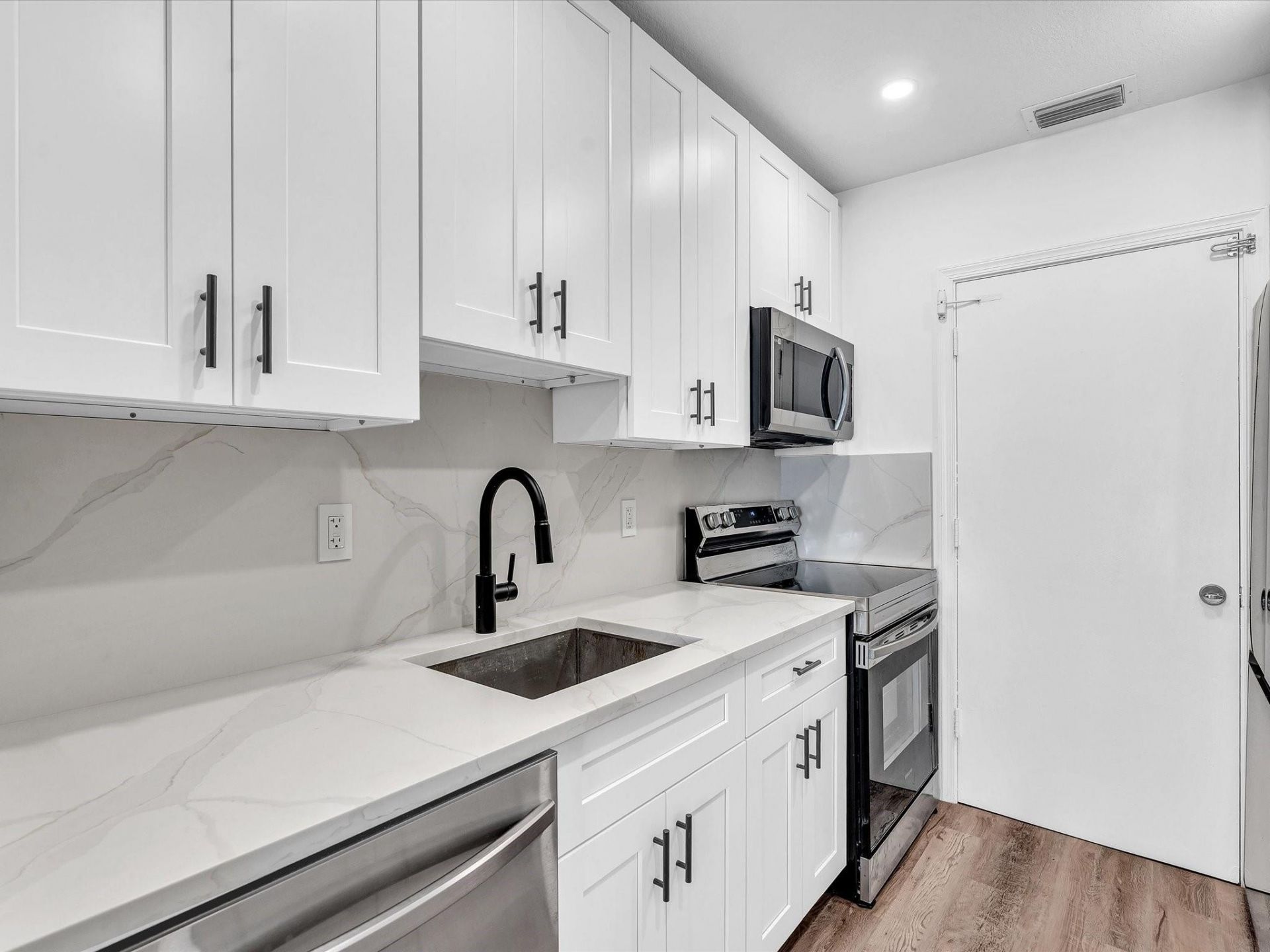 2151 NE 68th Street, Unit 226, Fort Lauderdale, FL 33308 Photo