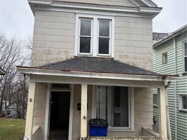 946 Bank Street, East Liverpool, OH 43920