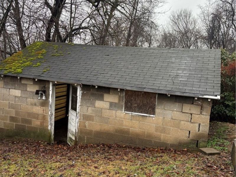 946 Bank Street, East Liverpool, OH 43920 Photo 4