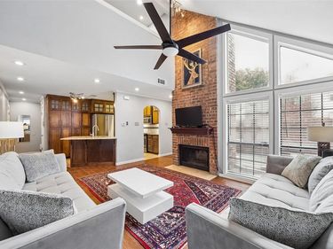 18240 Midway Road, Unit 202, Dallas, TX 75287