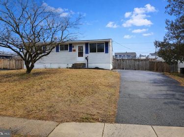 103 TUSCANY ROAD, ASTON, PA 19014