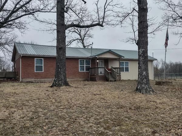 8850 Highway Dd, Niangua, MO 65713