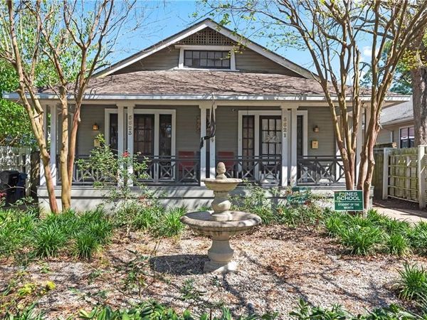 5623 WOODLAWN Place , New Orleans, LA 70124
