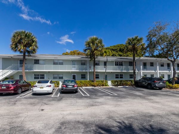 2300 SW 22nd Avenue, Unit 112, Delray Beach, FL 33445
