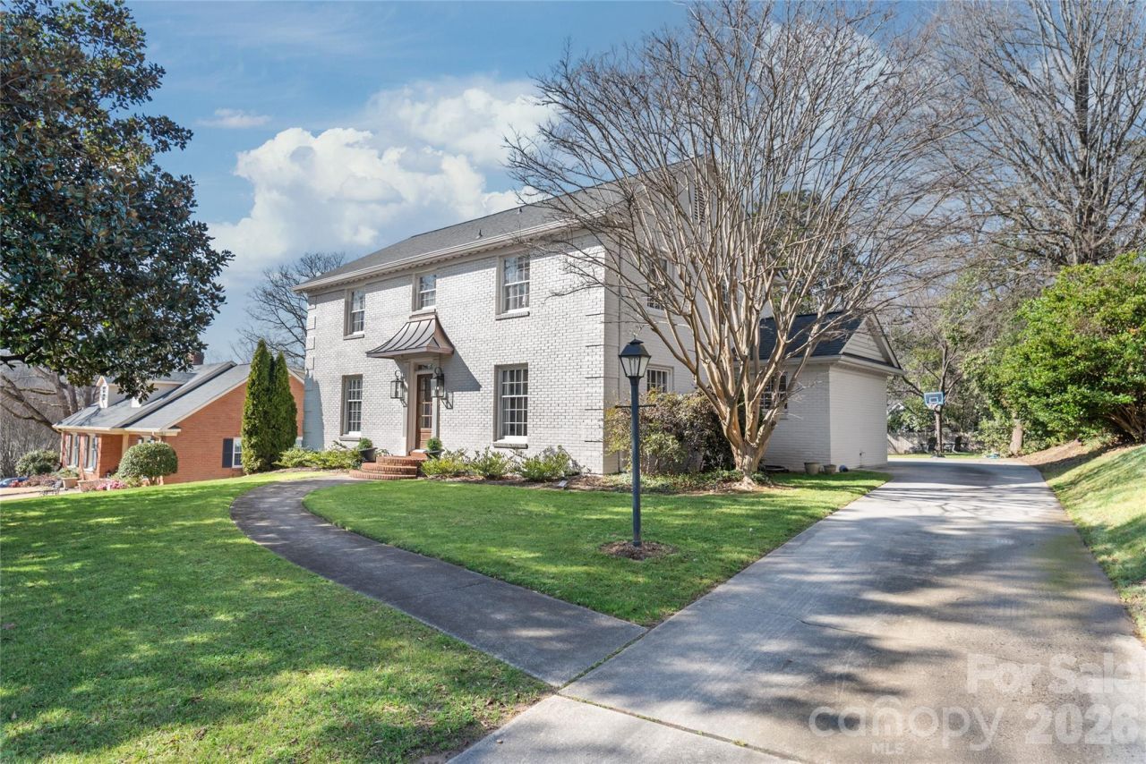 1330 Brockton Lane, Charlotte, NC 28226 Main Photo