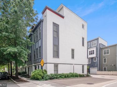 718 SNOWDEN HALLOWELL WAY , ALEXANDRIA, VA 22314