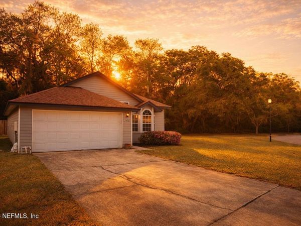 11890 ARBOR LAKE Drive, Jacksonville, FL 32225